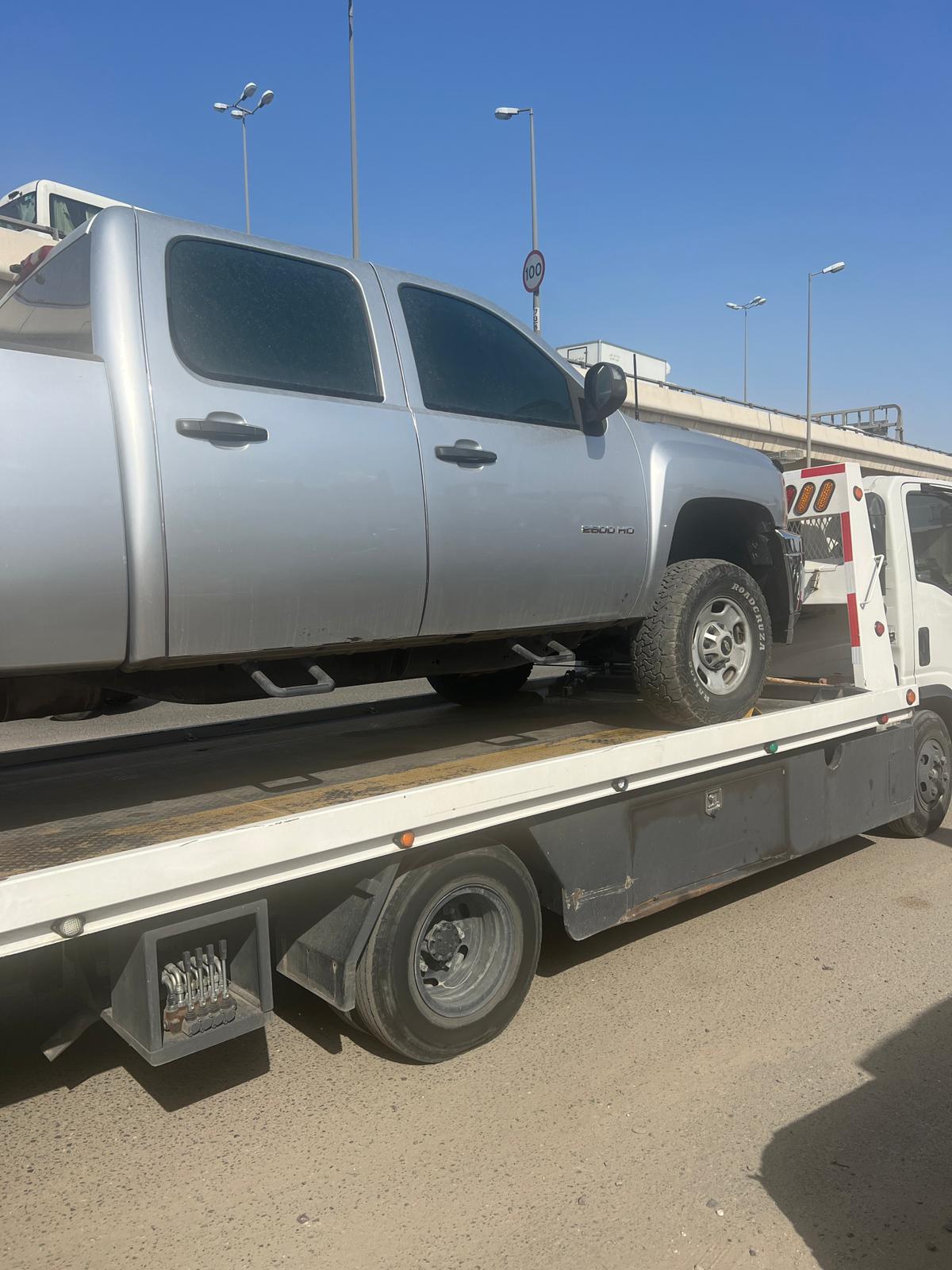 Car towing service in kuwait . Tow truck naer me
